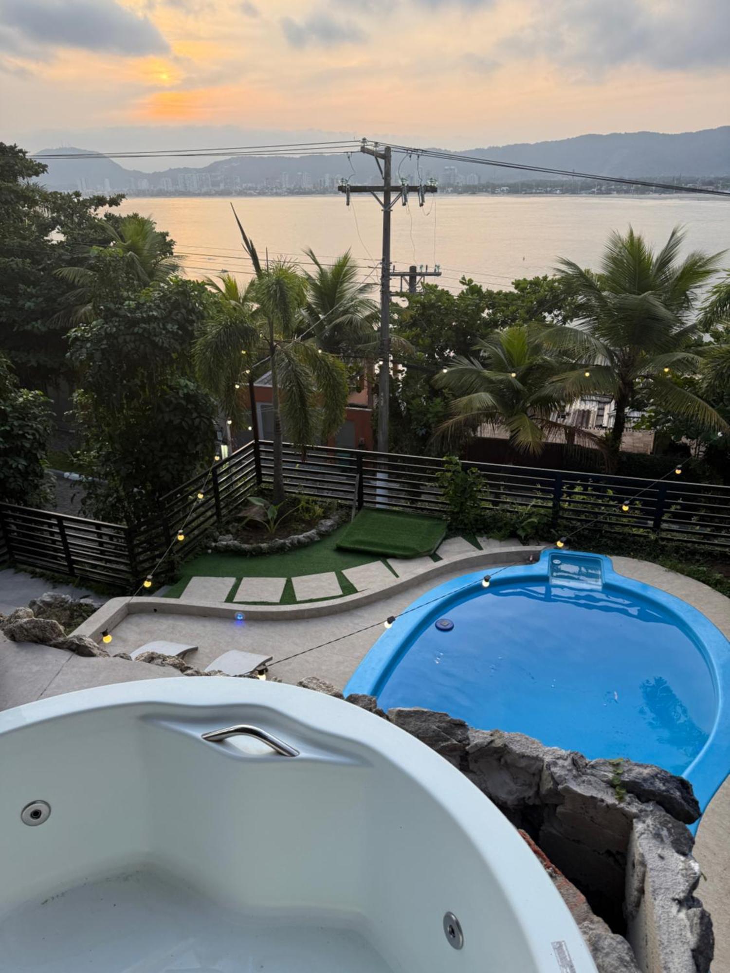 Casamar Paraiso Na Com A Vista Do Mar Dos Sonhos Piscina E Hospedagem domiciliar Guarujá
